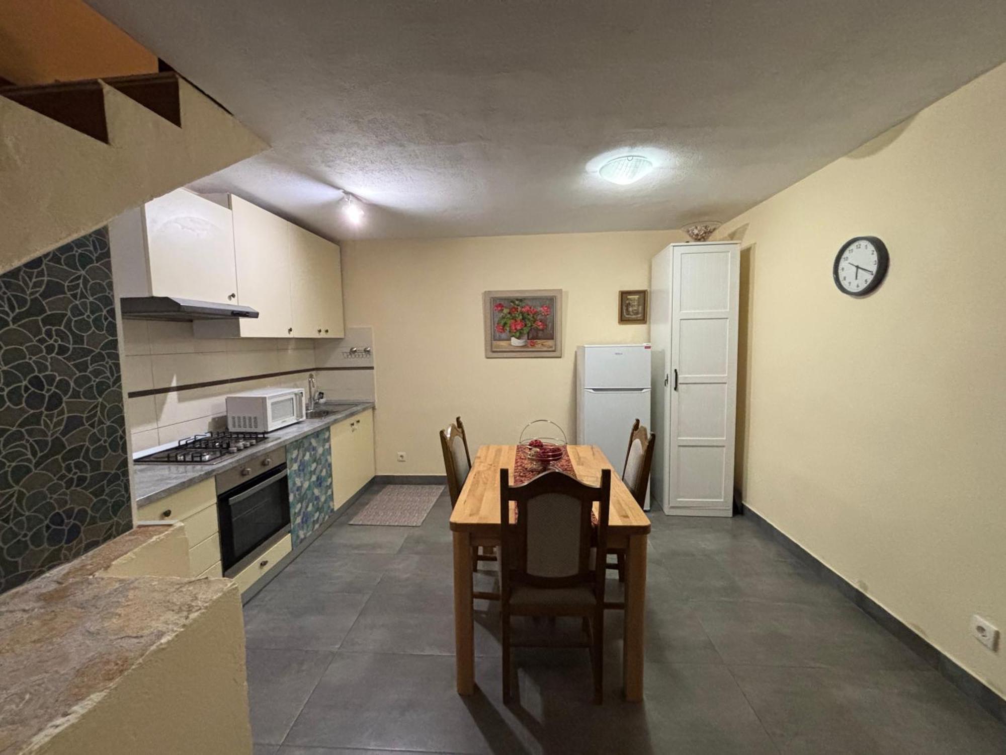 Relax And Explore, Alva Apartment Σολίν Εξωτερικό φωτογραφία